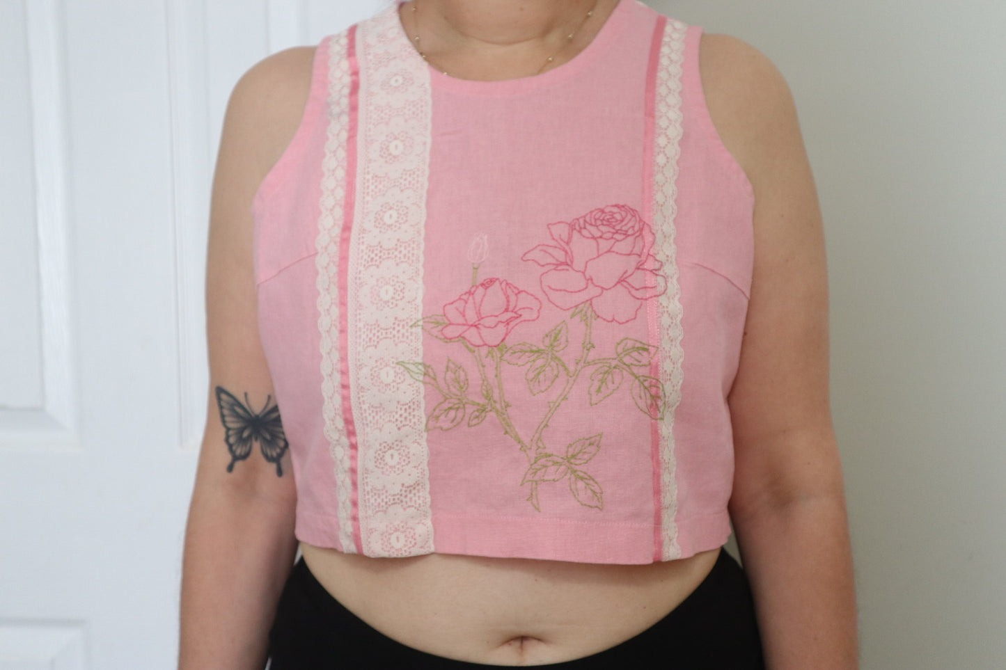 "La Flor" Pink Embroidered Crop Top